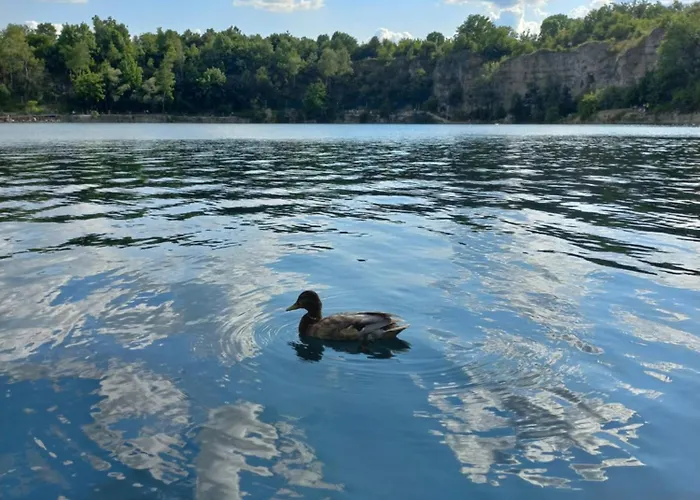 Greenthumb Praska Apartment