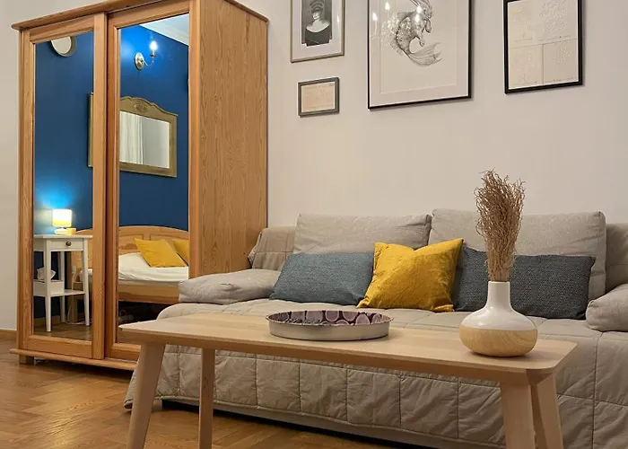 Greenthumb Praska Apartment