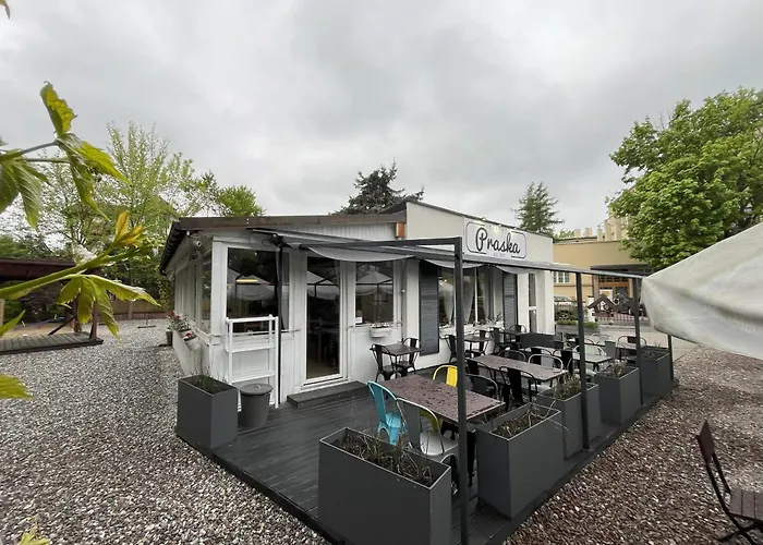 Greenthumb Praska Apartment *