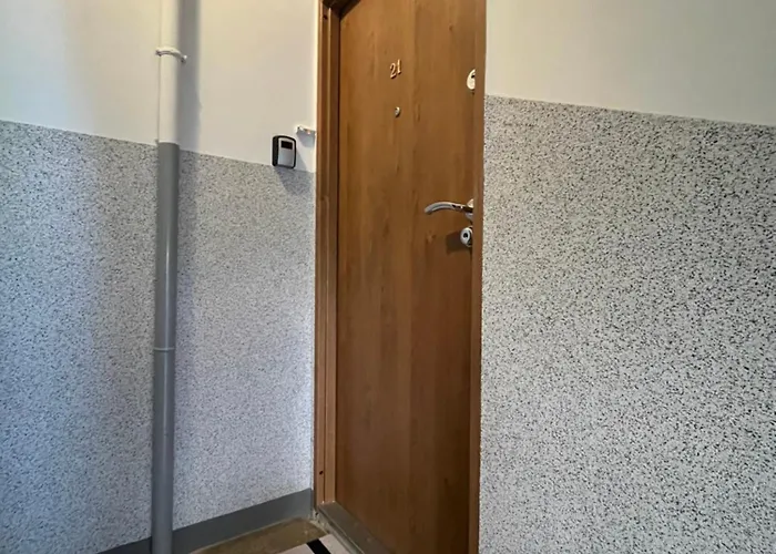 Greenthumb Praska Apartment